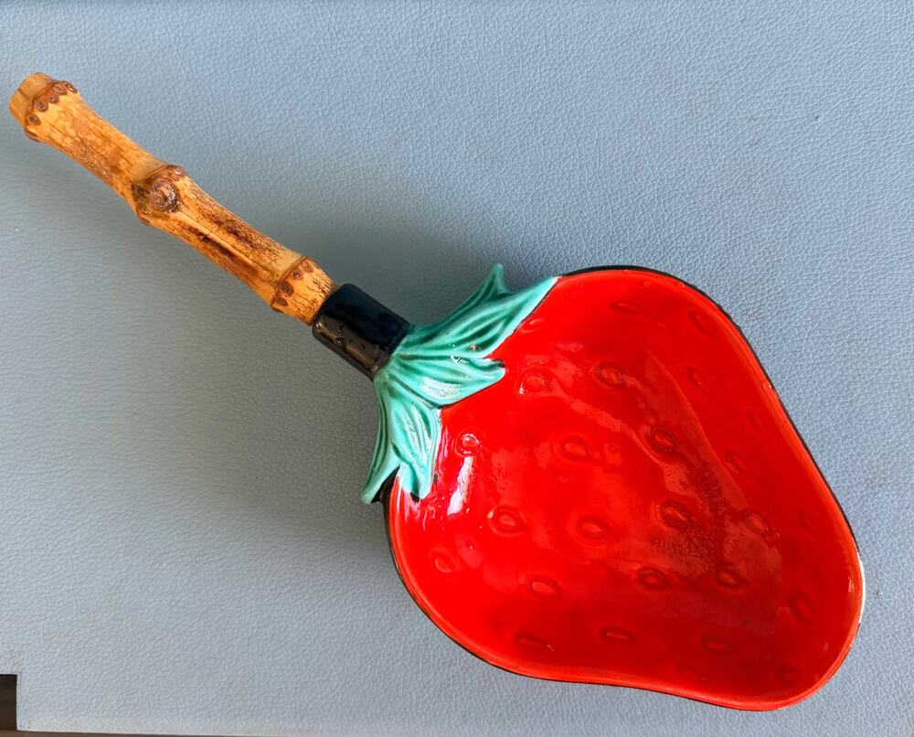 Vintage Strawberry Ceramic Snack Dish Bamboo Handle Red Green MCM